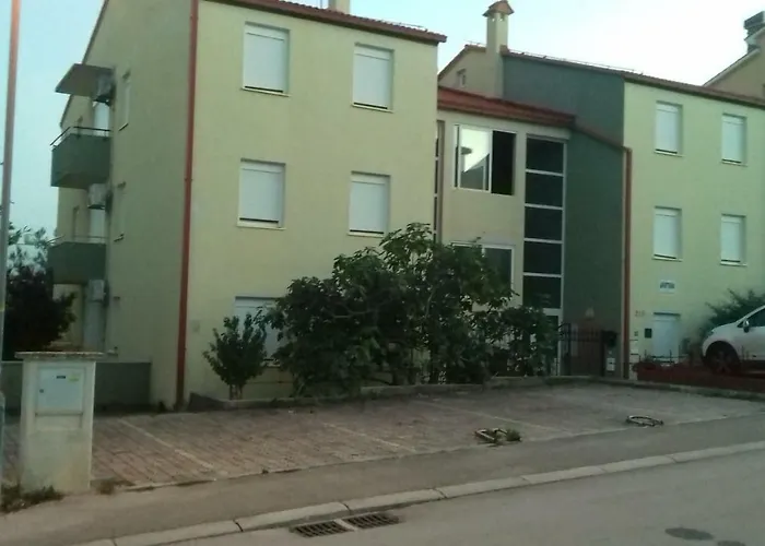 Kamenjak Free Bikes Apartment Premantura